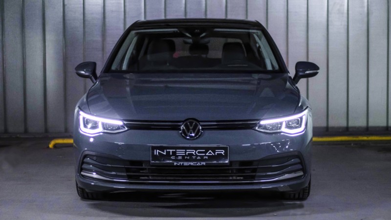 Volkswagen Golf VIII 2.0TDI DSG