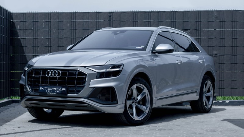 Audi Q8 50TDI '' S line "