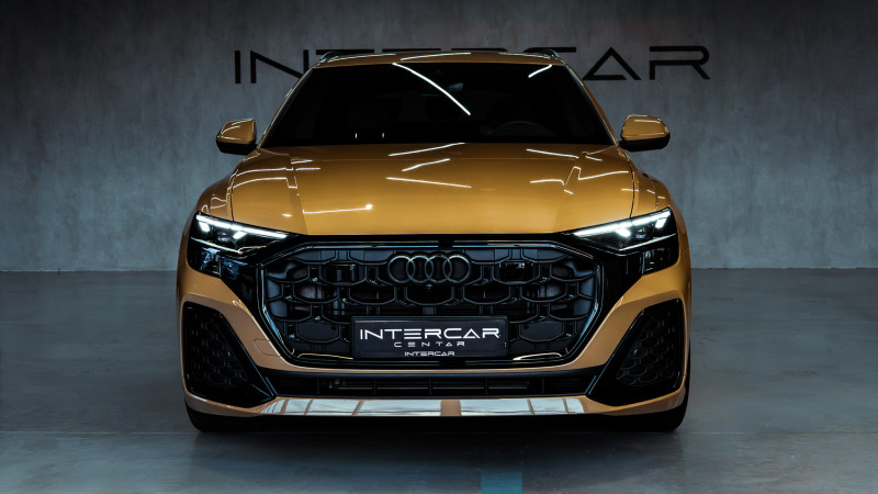 AUDI Q8 50TDI QUATTRO "s line"