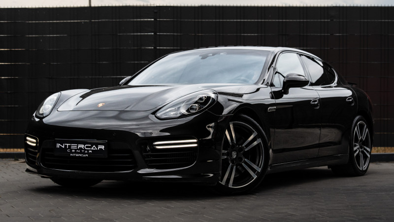 Porsche Panamera TURBO